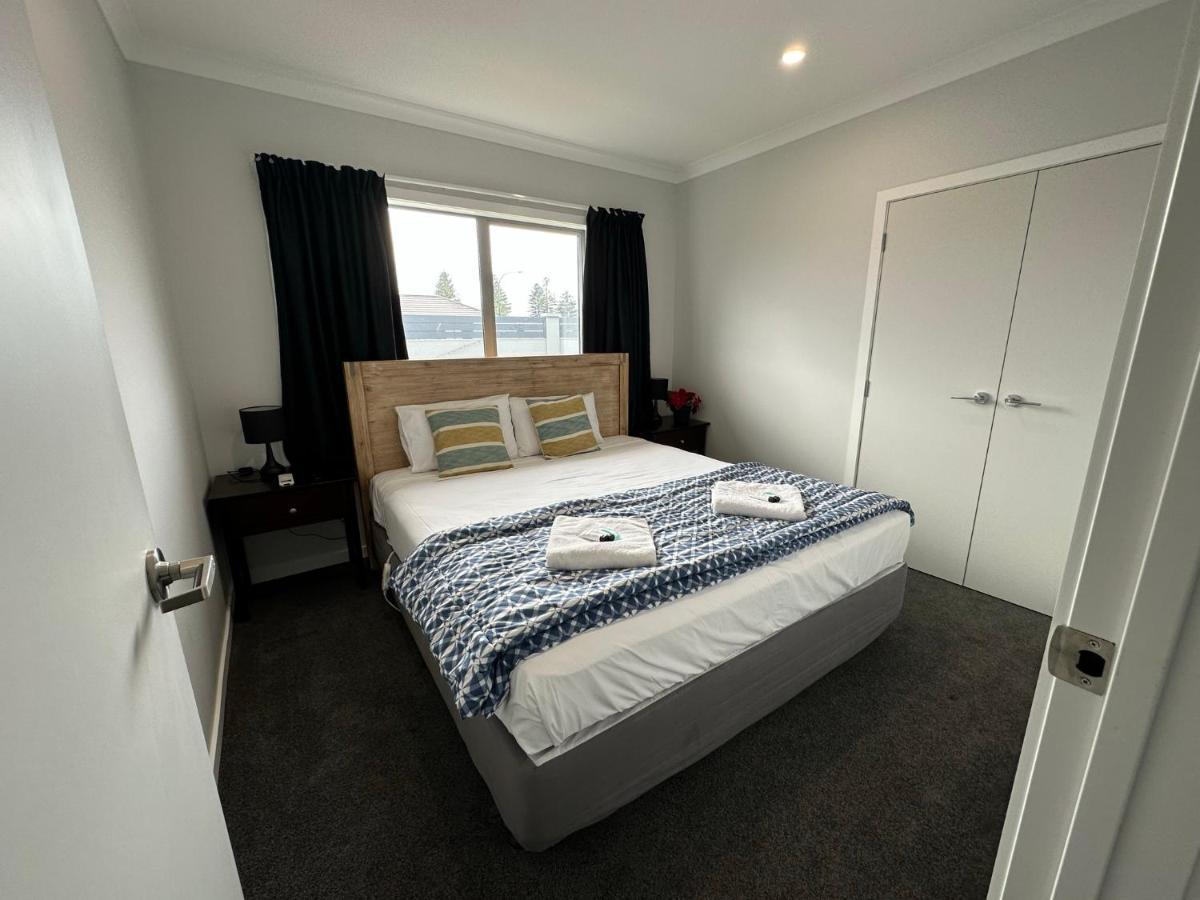 Home Away From Home Napier Exterior photo