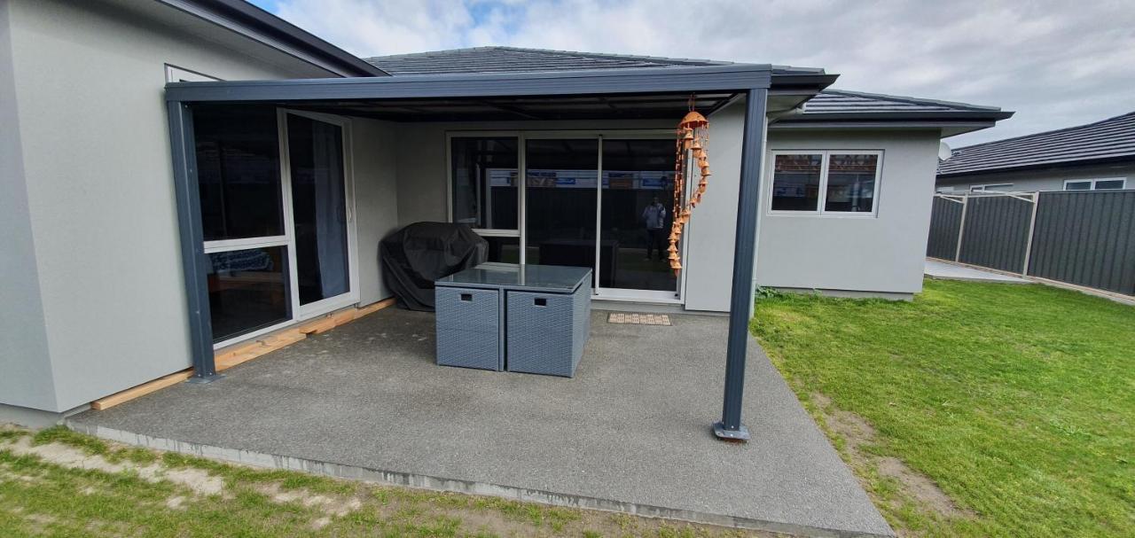 Home Away From Home Napier Exterior photo